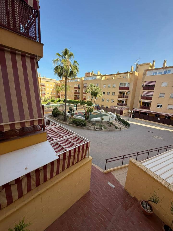 4 makuuhuone Asunto myytävänä paikassa Malaga kaupunki mukana 
autotalli - 750 000 € (Ref: 9798483)