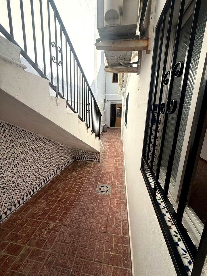 Chalet de 5 habitaciones en Cártama en alquiler - 1.400 € (Ref: 9825714)
