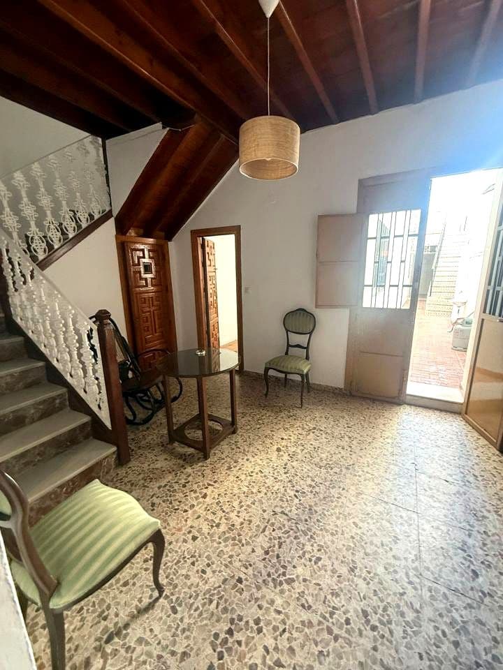 Chalet de 5 habitaciones en Cártama en alquiler - 1.400 € (Ref: 9825714)