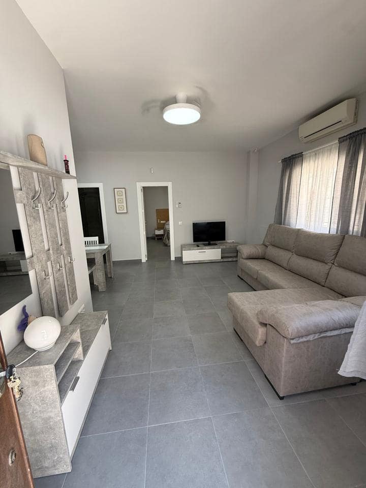 2 quarto Moradia para arrendar em Torremolinos - 1 495 € (Ref: 9891382)