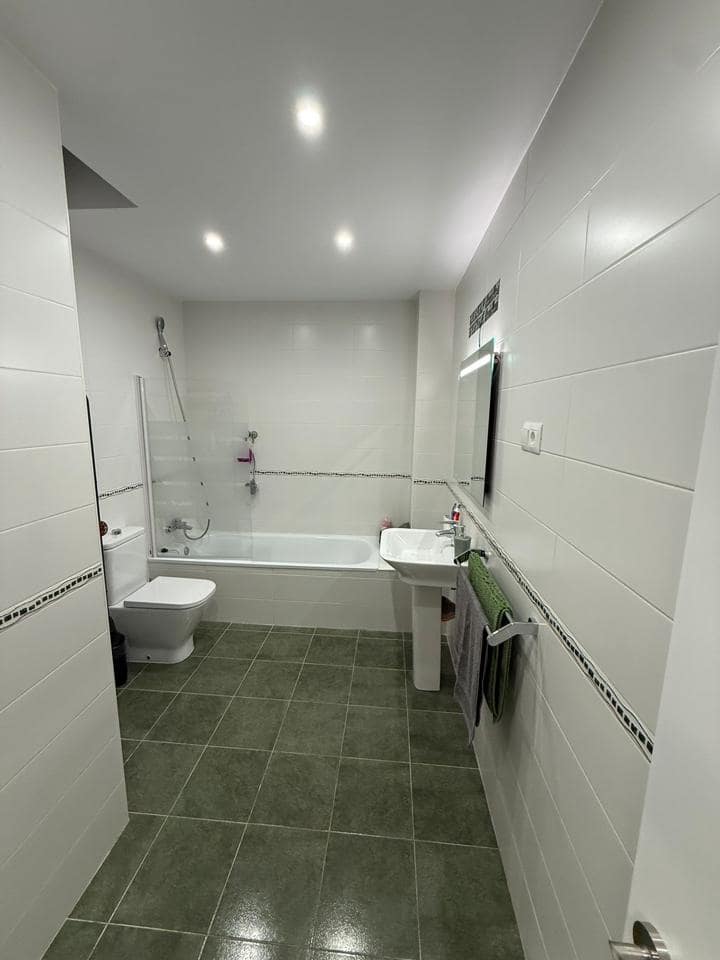 2 quarto Moradia para arrendar em Torremolinos - 1 495 € (Ref: 9891382)