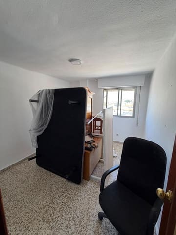 4 soverom Leilighet til leie i Camino de Antequera, Málaga by - € 1 600 (Ref: 9891487)