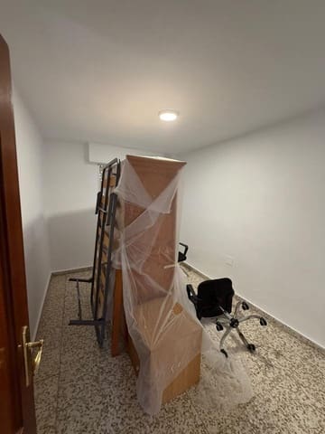 4 soverom Leilighet til leie i Camino de Antequera, Málaga by - € 1 600 (Ref: 9891487)
