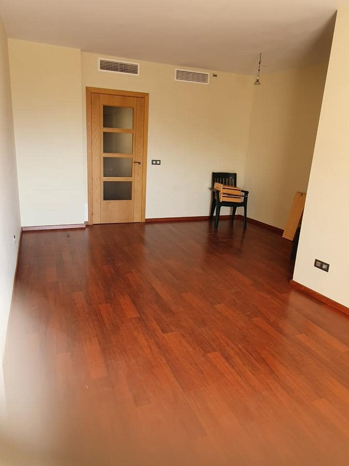 3 sovrum Lägenhet till salu i Malaga stad med garage - 398 000 € (Ref: 9902466)