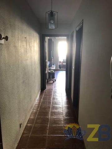 Piso de 4 habitaciones en Hacienda Roldan, Málaga ciudad en alquiler con garaje - 1.800 € (Ref: 9905173)
