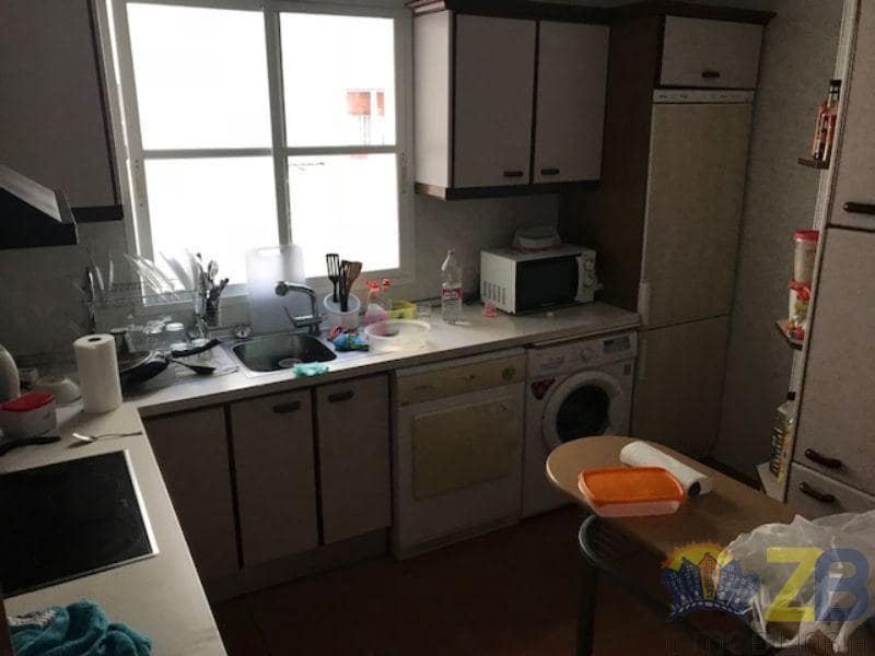 4 sypialnia Mieszkanie do wynajęcia w Miasto Malaga z garażem - 1 800 € (Ref: 9905173)