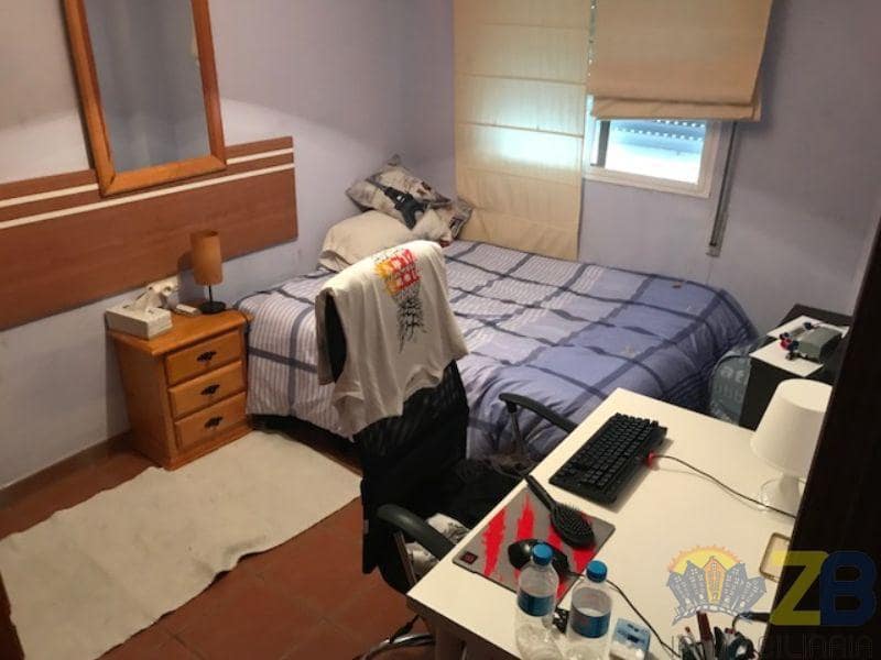 4 sypialnia Mieszkanie do wynajęcia w Miasto Malaga z garażem - 1 800 € (Ref: 9905173)