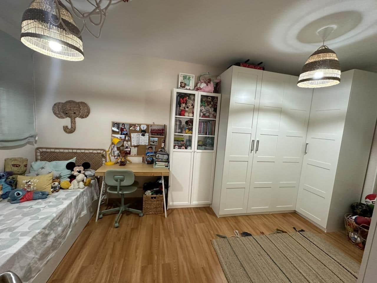 3 soverom Leilighet til leie i Malaga by med garasje - € 1 250 (Ref: 9961183)