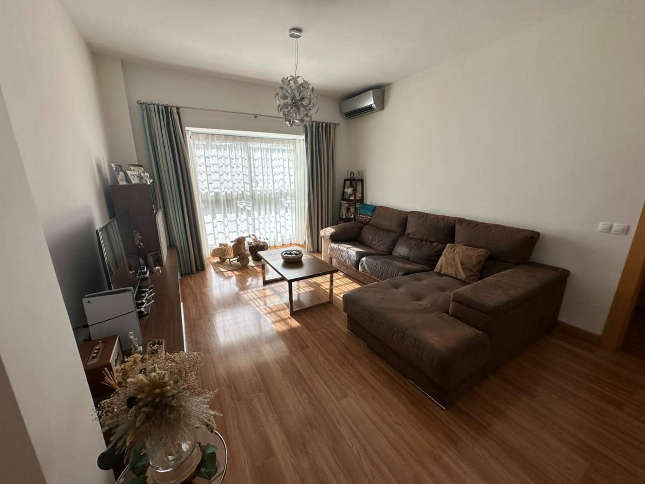 3 soverom Leilighet til leie i Malaga by med garasje - € 1 250 (Ref: 9961183)