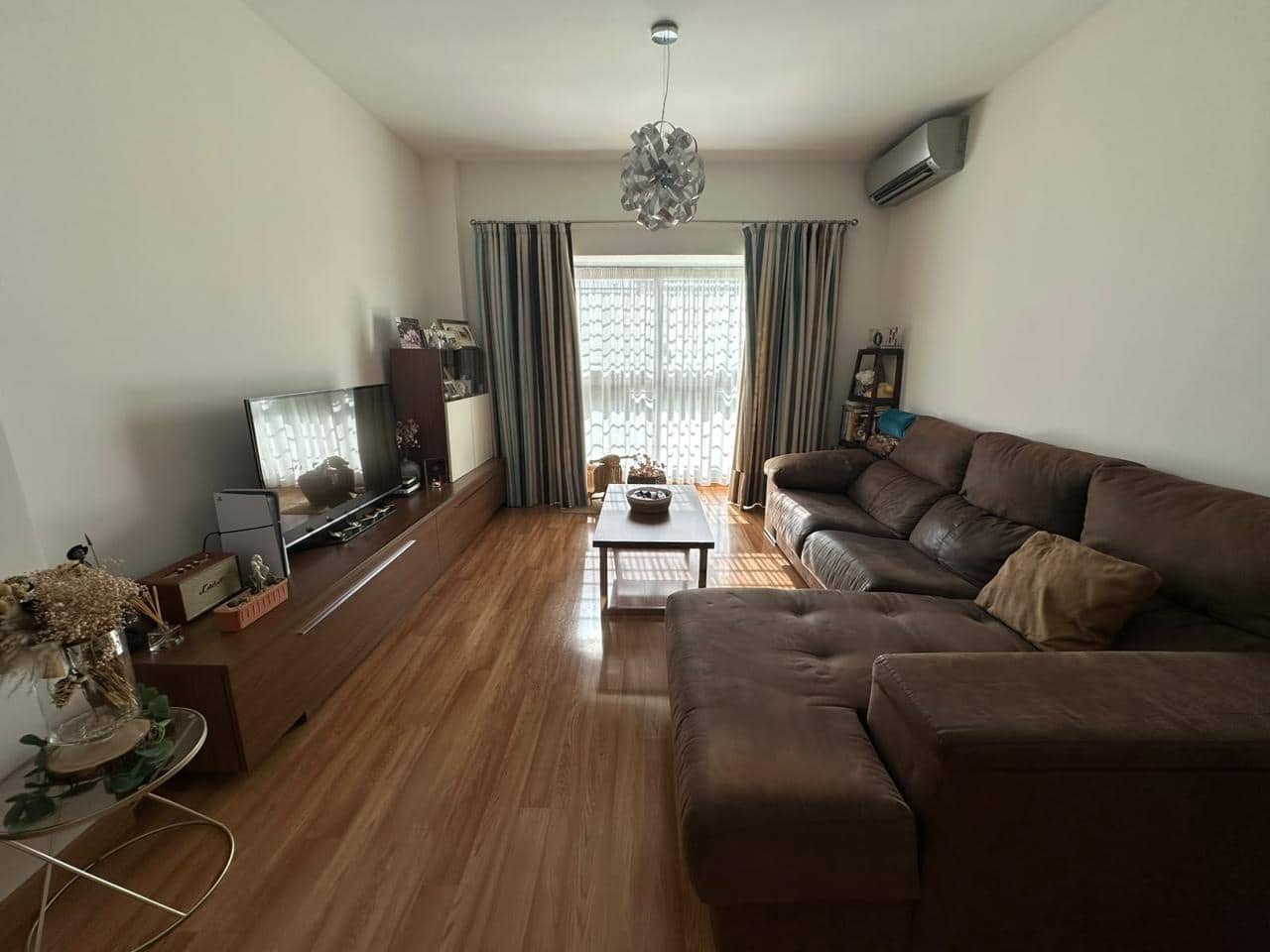 3 soverom Leilighet til leie i Malaga by med garasje - € 1 250 (Ref: 9961183)