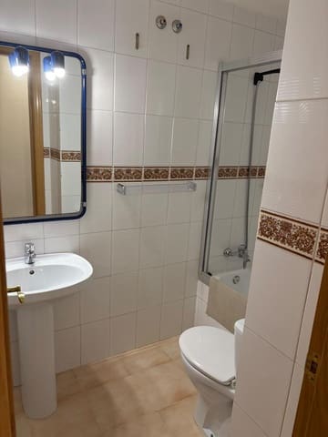 4 soveværelse Lejlighed til leje i Las Morillas, Málaga by - € 2.000 (Ref: 9984235)
