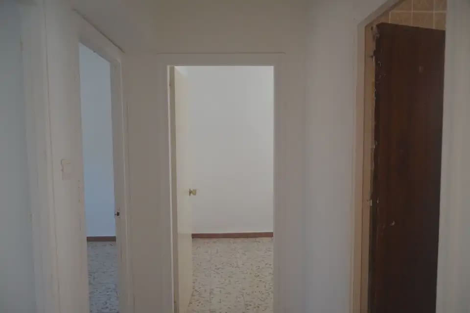 3 sypialnia Mieszkanie na sprzedaż w La Linea de la Concepcion - 86 000 € (Ref: 10041545)