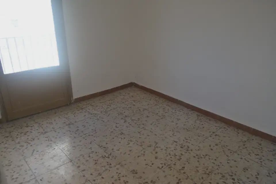 3 sypialnia Mieszkanie na sprzedaż w La Linea de la Concepcion - 86 000 € (Ref: 10041545)