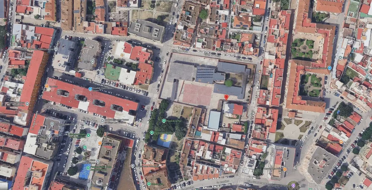 3 quarto Apartamento para venda em La Linea de la Concepcion - 106 000 € (Ref: 10074483)