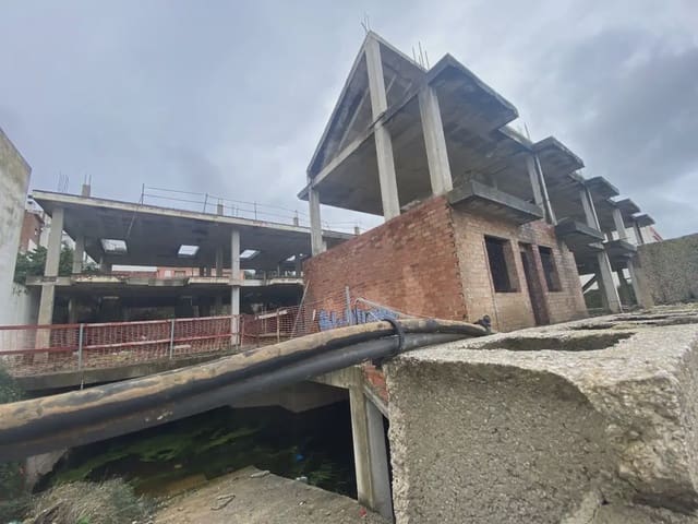 Area Edificabile in vendita in Algeciras - 703.837 € (Rif: 9999194)