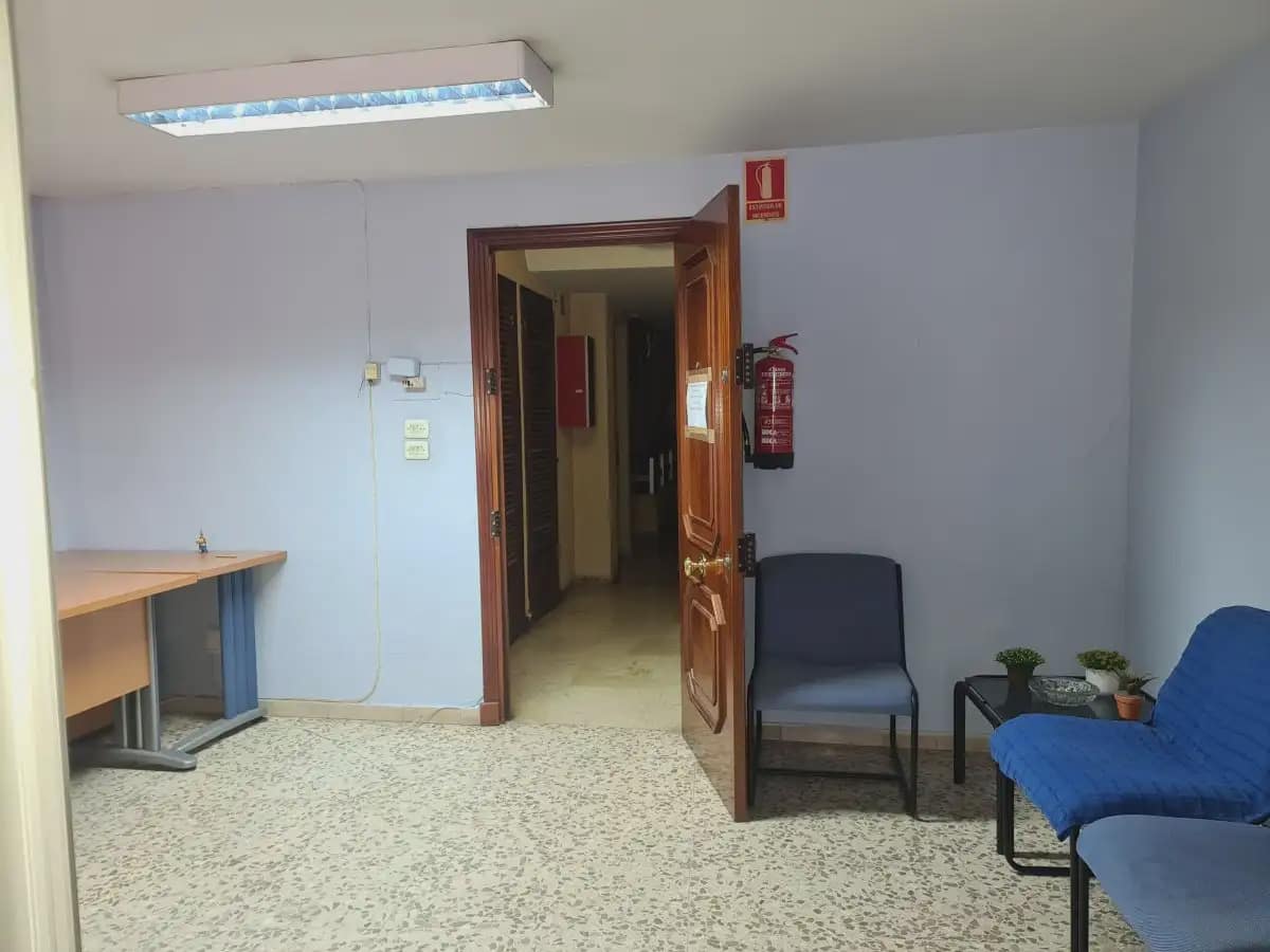 Office for sale in Algeciras - € 38,000 (Ref: 9999196)