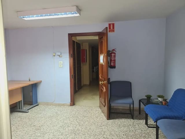 Biuro na sprzedaż w Algeciras - 38 000 € (Ref: 9999196)