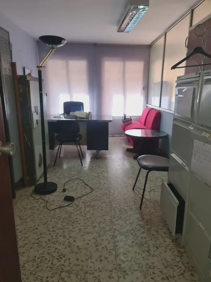 Office for sale in Algeciras - € 38,000 (Ref: 9999196)