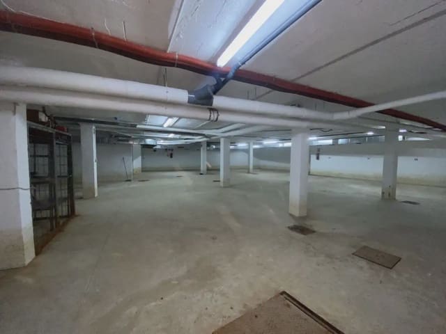 Garaż na sprzedaż w Los Barrios - 7 700 € (Ref: 9999199)