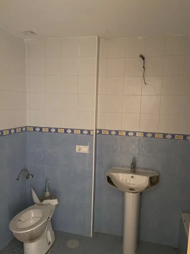 3 slaapkamer Flat te koop in Algeciras met garage - € 79.793 (Ref: 9999201)
