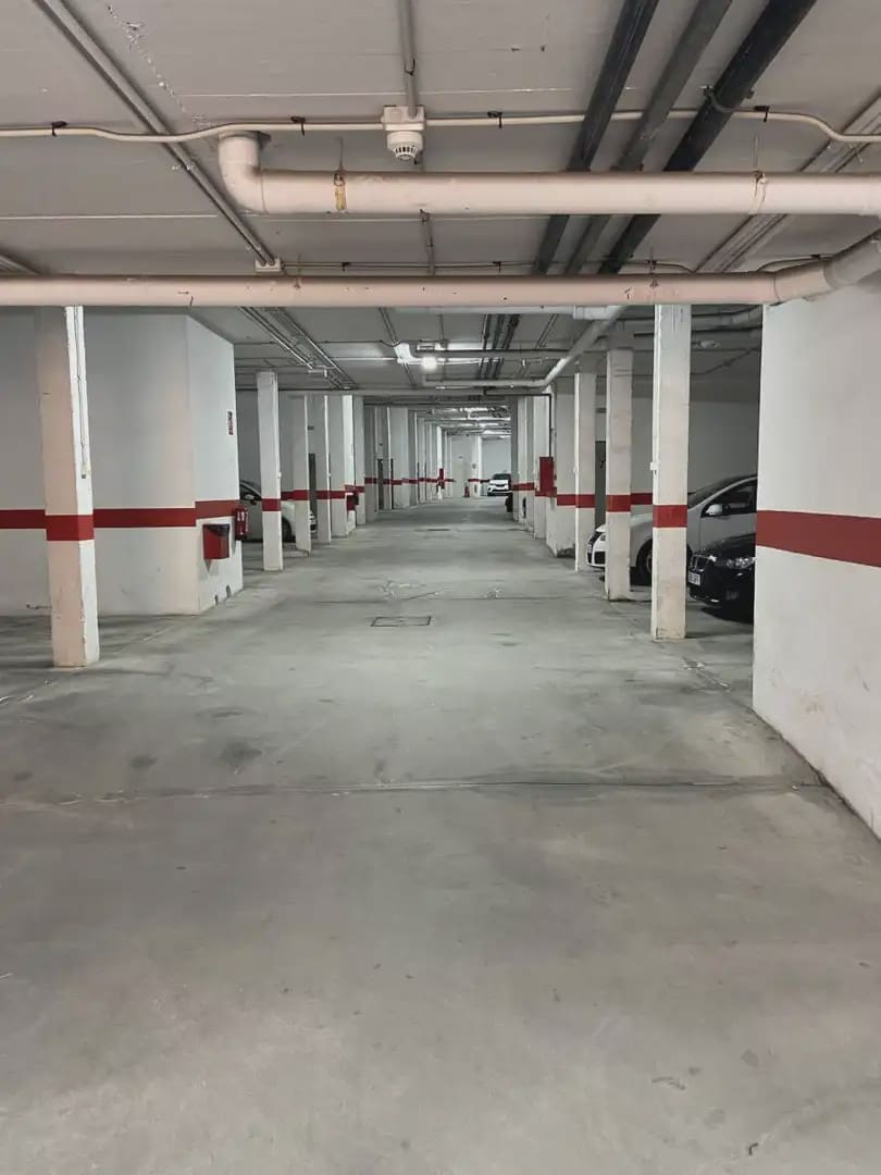 Garage for sale in Algeciras - € 9,400 (Ref: 9999202)