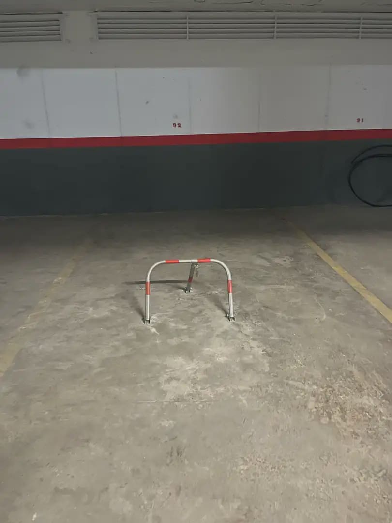 Garage in vendita in Los Barrios - 8.000 € (Rif: 9999205)