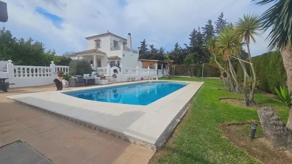 3 quarto Moradia para venda em Chiclana de la Frontera com garagem - 385 000 € (Ref: 9999206)