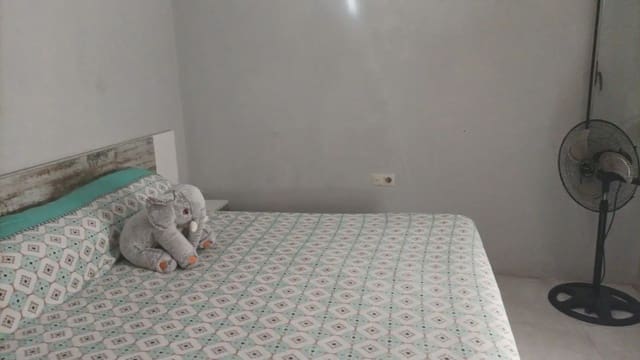 Casa de 3 habitaciones en Algeciras en venta - 110.000 € (Ref: 9999208)