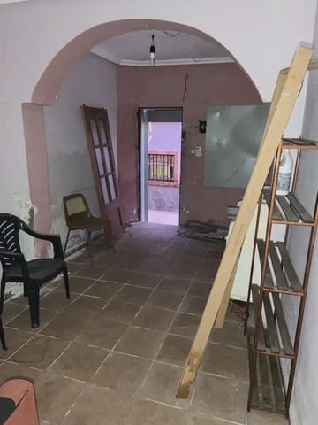 2 slaapkamer Appartement te koop in Algeciras - € 37.500 (Ref: 9999209)