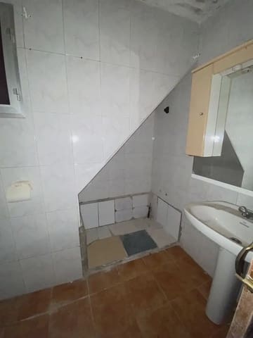 2 slaapkamer Appartement te koop in Algeciras - € 37.500 (Ref: 9999209)