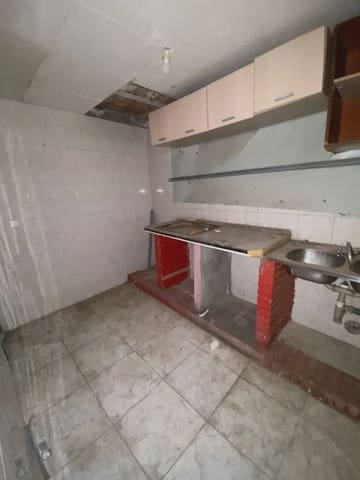 2 slaapkamer Appartement te koop in Algeciras - € 37.500 (Ref: 9999209)
