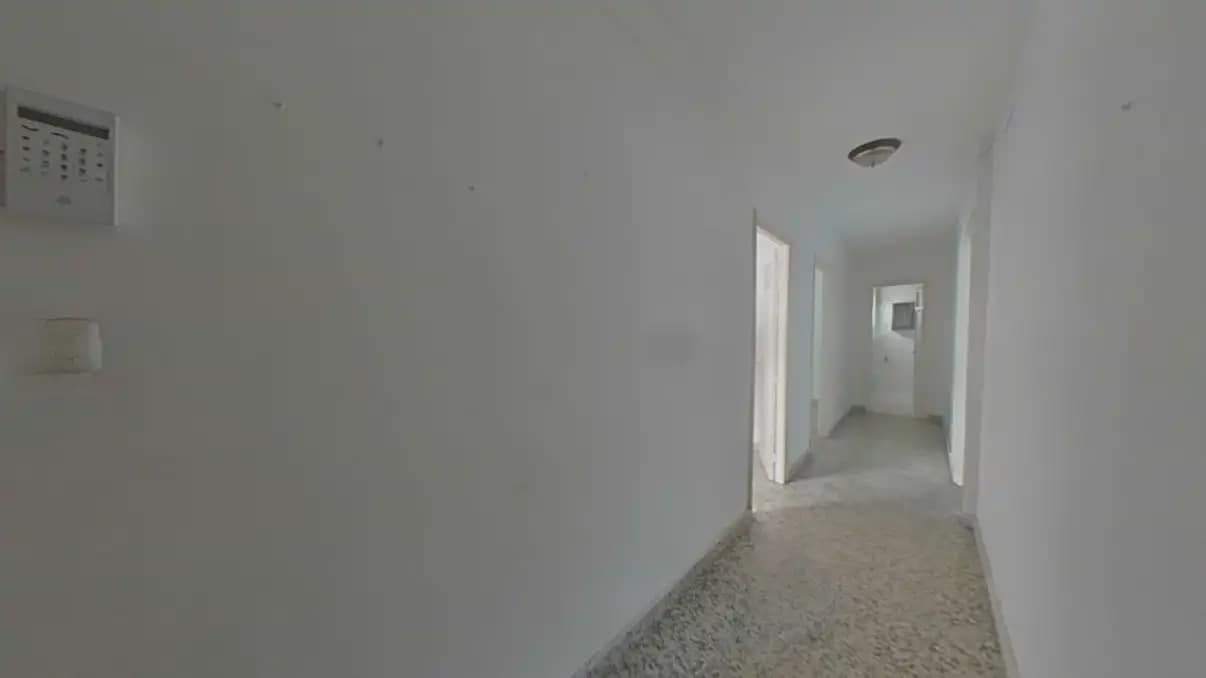 3 soveværelse Lejlighed til salg i Algeciras - € 115.000 (Ref: 9999210)