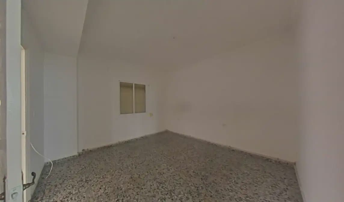 3 soveværelse Lejlighed til salg i Algeciras - € 115.000 (Ref: 9999210)