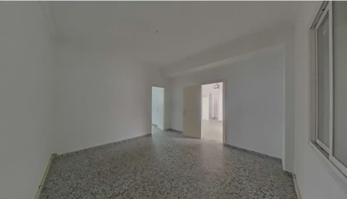 3 soveværelse Lejlighed til salg i Algeciras - € 115.000 (Ref: 9999210)