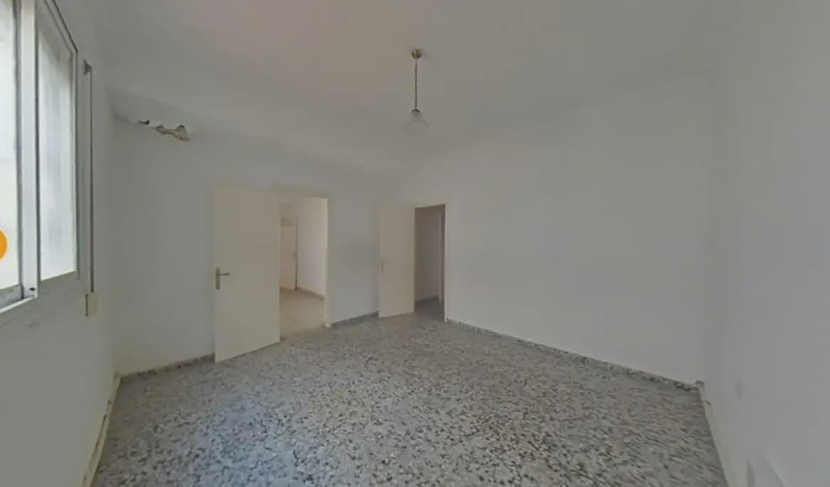 3 soveværelse Lejlighed til salg i Algeciras - € 115.000 (Ref: 9999210)
