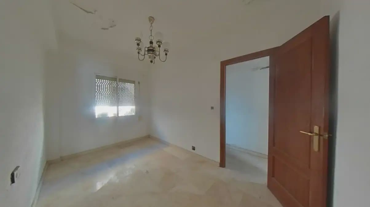 3 soveværelse Lejlighed til salg i Algeciras - € 115.000 (Ref: 9999211)
