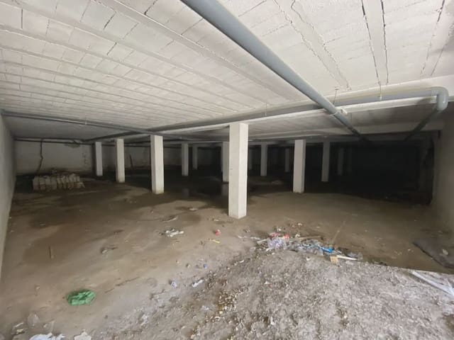 Gewerbe zu verkaufen in El Zabal - Santa Margarita, La Línea de la Concepción - 41.000 € (Ref: 9999213)