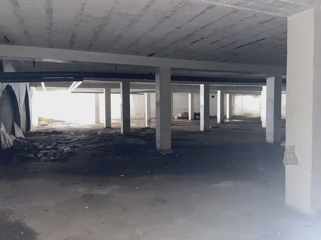 Gewerbe zu verkaufen in El Zabal - Santa Margarita, La Línea de la Concepción - 41.000 € (Ref: 9999213)