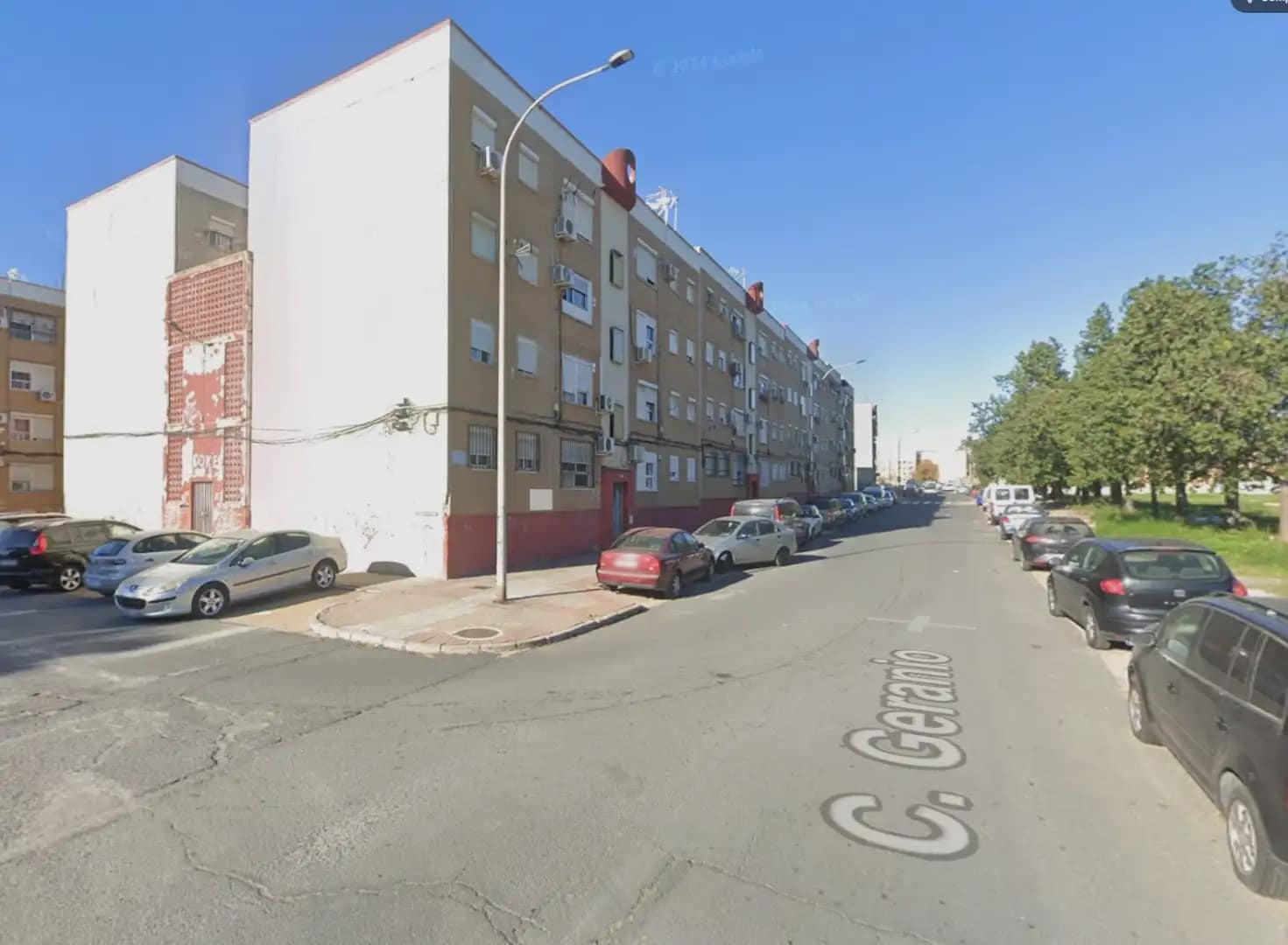 2 slaapkamer Flat te koop in Huelva stad - € 51.864 (Ref: 9999216)