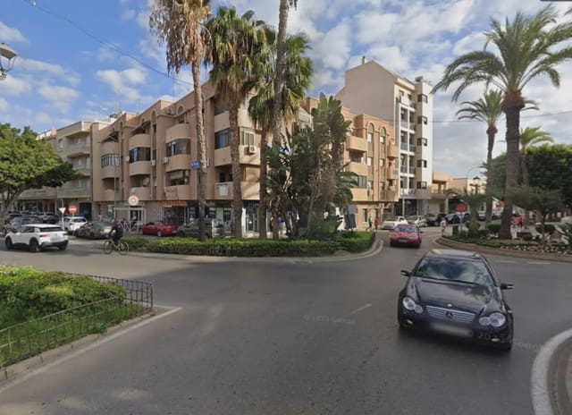Gewerbe zu verkaufen in Roquetas de Mar - 450.000 € (Ref: 9999218)