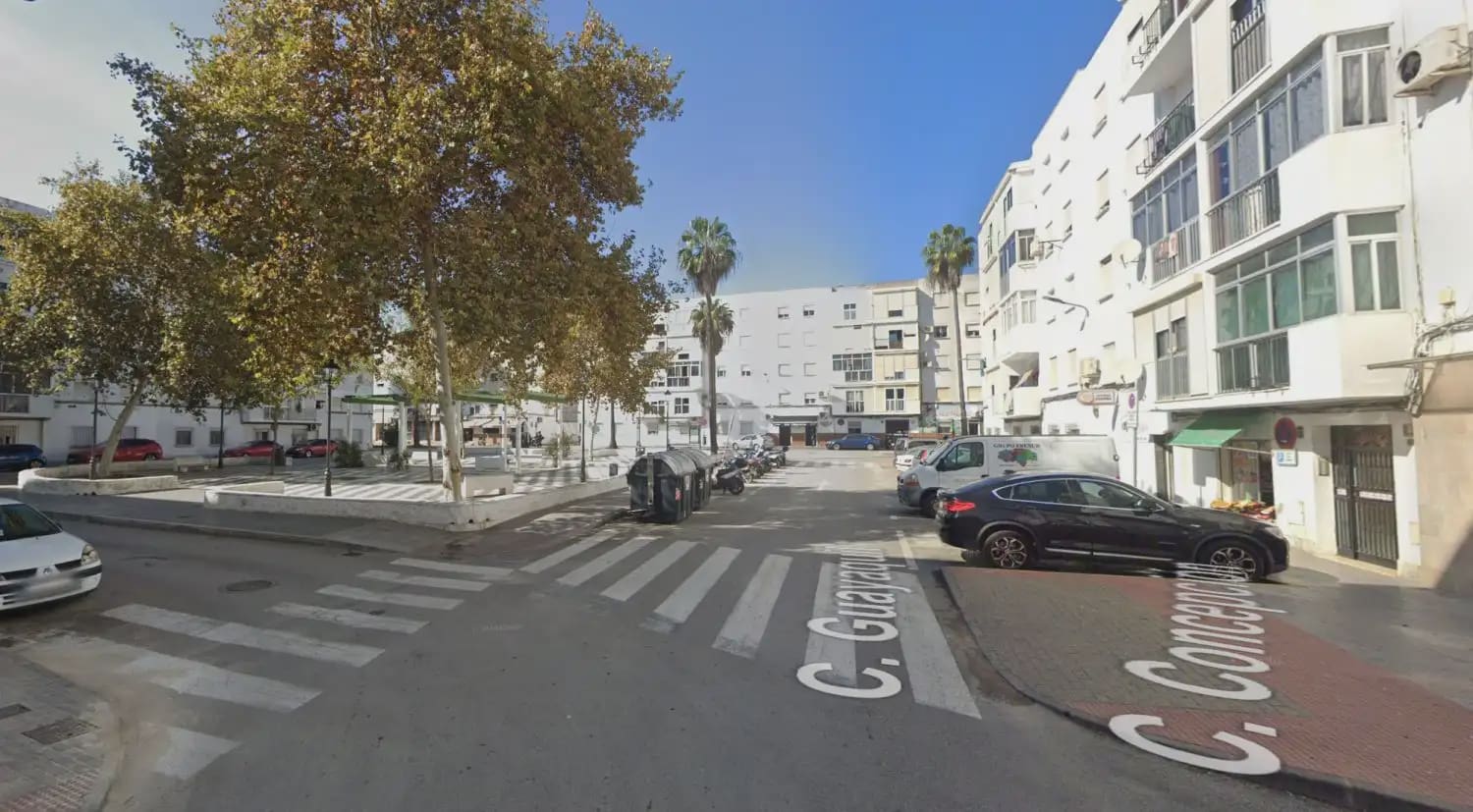 Piso de 3 habitaciones en El Puerto de Santa María en venta - 70.800 € (Ref: 9999221)