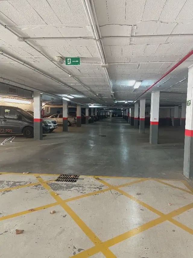 Autotalli myytävänä paikassa Los Barrios - 6 000 € (Ref: 9999224)