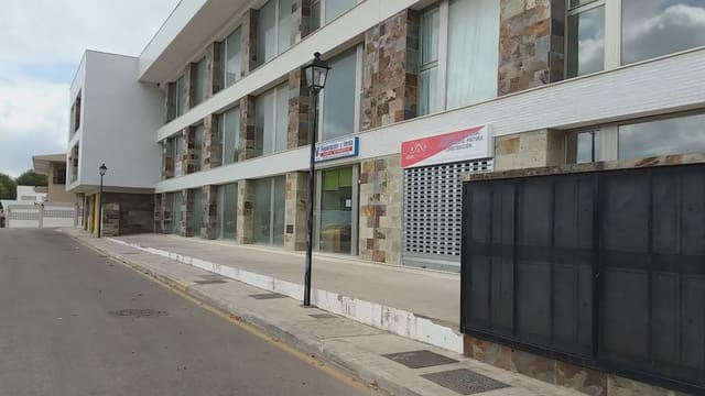 Comercial para venda em Los Barrios - 30 000 € (Ref: 9999225)