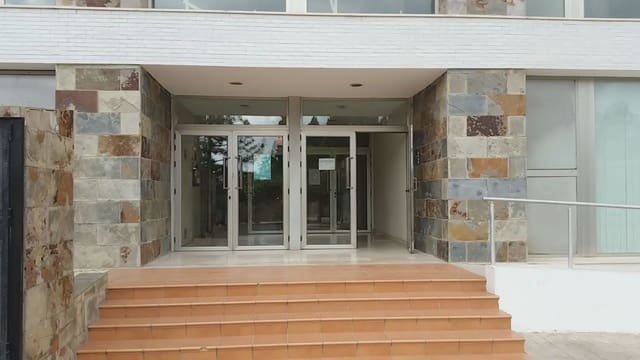 Comercial para venda em Los Barrios - 30 000 € (Ref: 9999225)