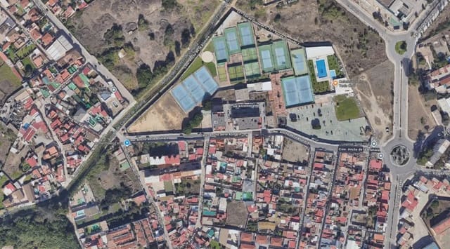 3 soverom Leilighet til salgs i Mondejar - Junquillos, La Línea de la Concepción - € 52 000 (Ref: 9999227)
