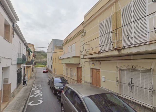 2 bedroom Townhouse for sale in Jaén city - € 90,000 (Ref: 9999232)