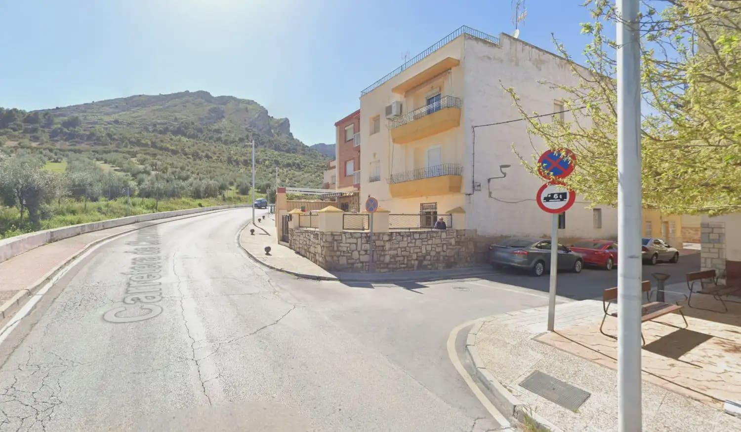 2 bedroom Townhouse for sale in Jaen city - € 90,000 (Ref: 9999232)
