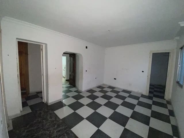 3 soveværelse Lejlighed til salg i San José - San Bernardo, La Línea de la Concepción - € 95.000 (Ref: 9999240)