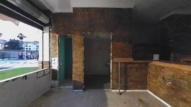 Gewerbe zu verkaufen in La Atunara - Periáñez, La Línea de la Concepción - 32.000 € (Ref: 9999241)