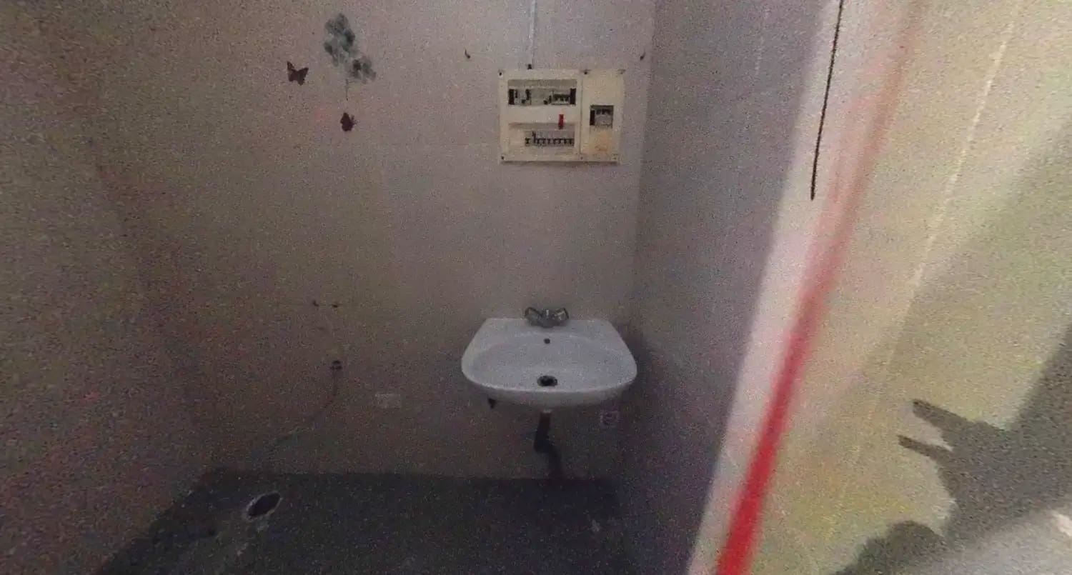 Gewerbe zu verkaufen in La Linea de la Concepcion - 32.000 € (Ref: 9999241)
